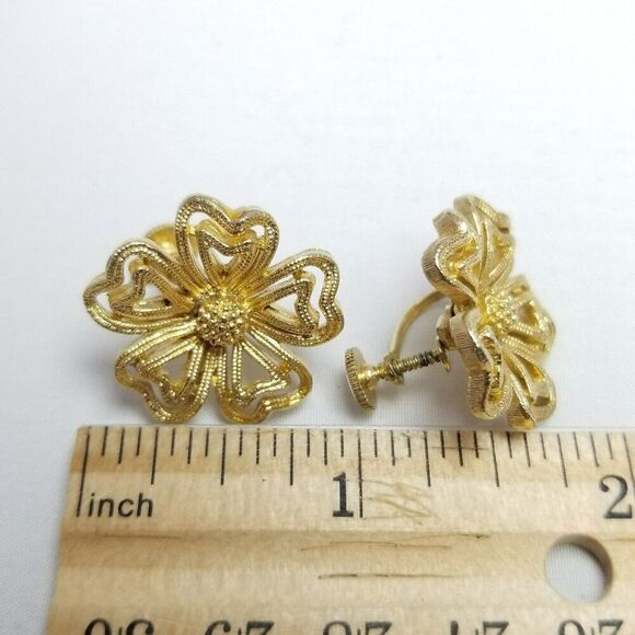 Vintage Lisner Gold Tone Flower Clip On Screw Back Earrings, Signed Estate - Picture 5 of 7